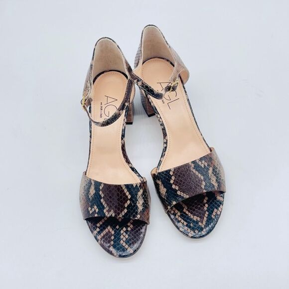 Snake Embossed Block Heel Sandal
AGL - Picture 5 of 10